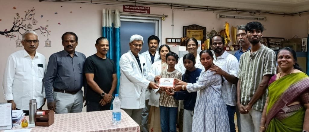  காரைக்குடியில் உடல் தானம்: ஜெகநாதனின் உடலை அரசு மருத்துவக் கல்லூரிக்கு வழங்கிய குடும்பத்தினர்