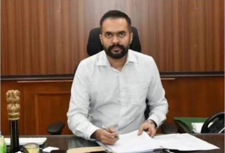 காரைக்குடியில் உள்ள அரசு தொழிற்பயிற்சி நிலையத்தில் மாணவர் நேரடி சேர்க்கை ஜூலை 31 வரை நீட்டிப்பு   மாவட்ட ஆட்சியர் ஆகாஷ் தகவல்